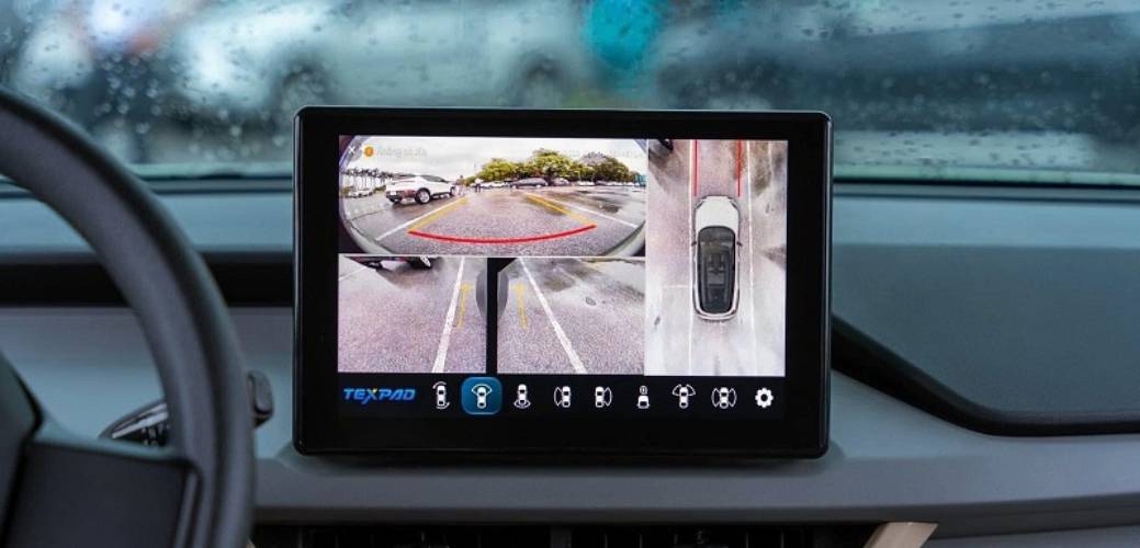 Camera hiển thị nhiều góc quay hỗ trợ quan sát tốt hơn
